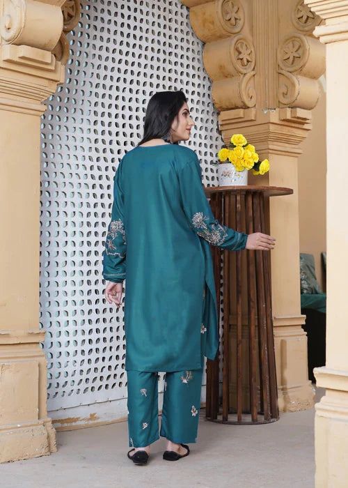 Royal Amiya Embroidered 2pcs Zink Royal Lifestyle Collections