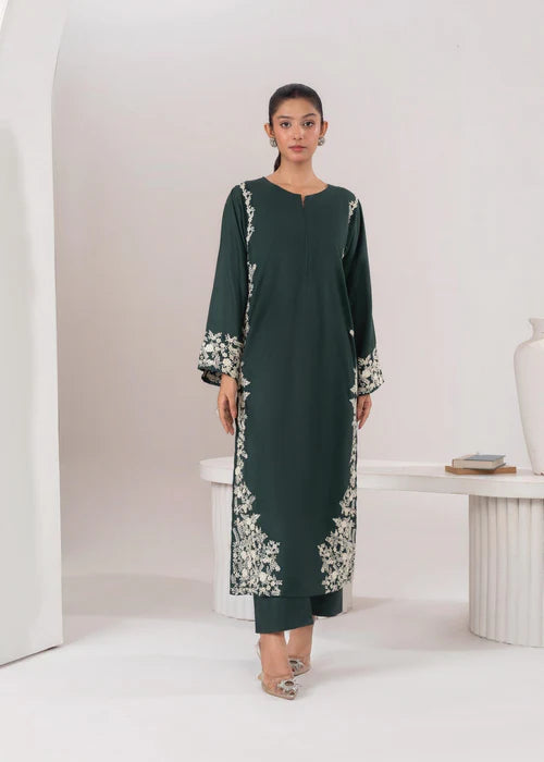 Royal Green Margarita Embroidered 2pcs Royal Lifestyle Collections